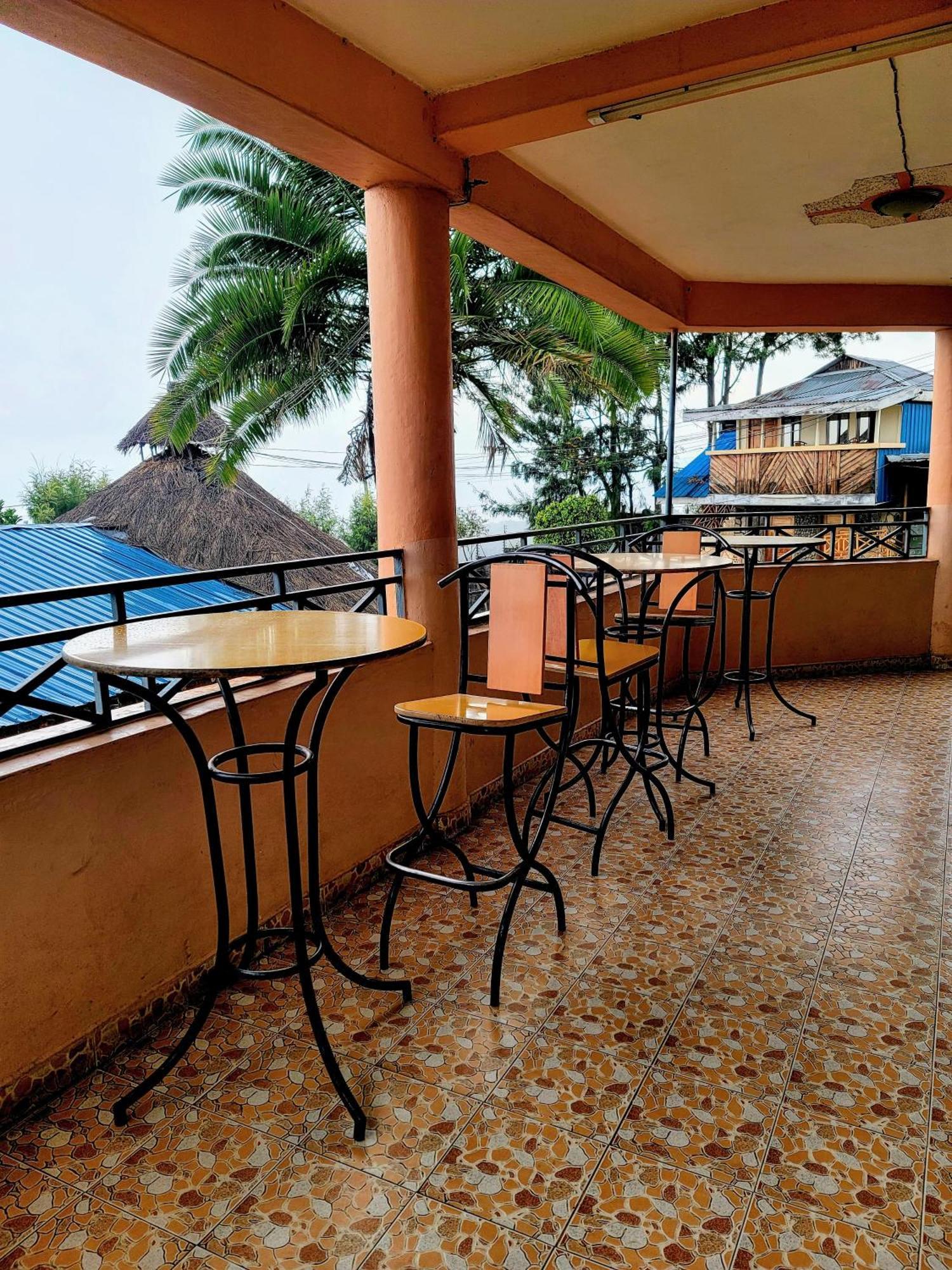 Apex Resort Nakuru Exterior photo