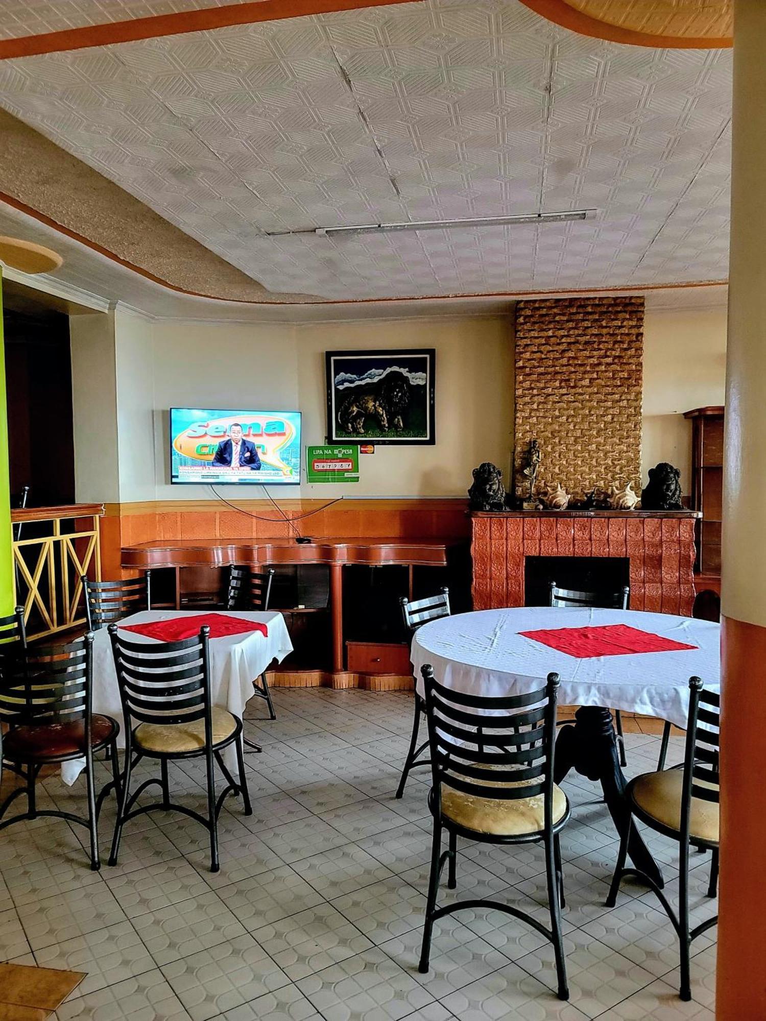 Apex Resort Nakuru Exterior photo
